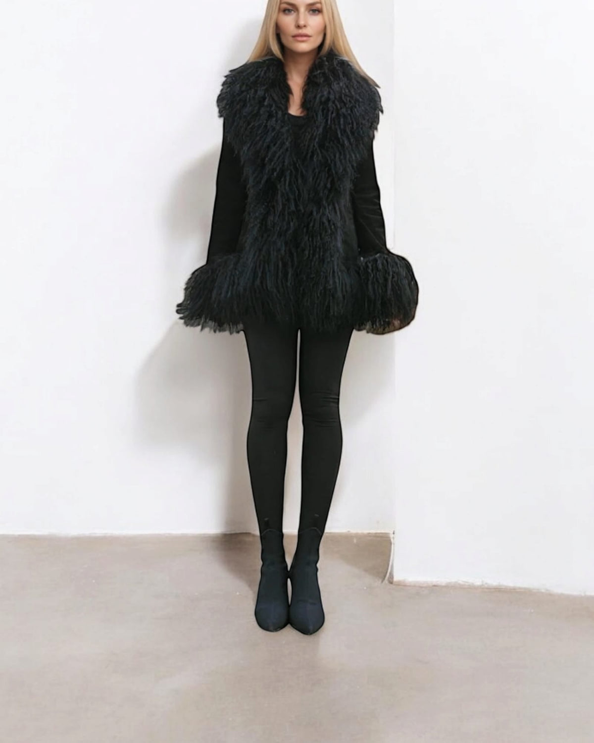 Cropped Shearling Jacket in Black #Colour_Black