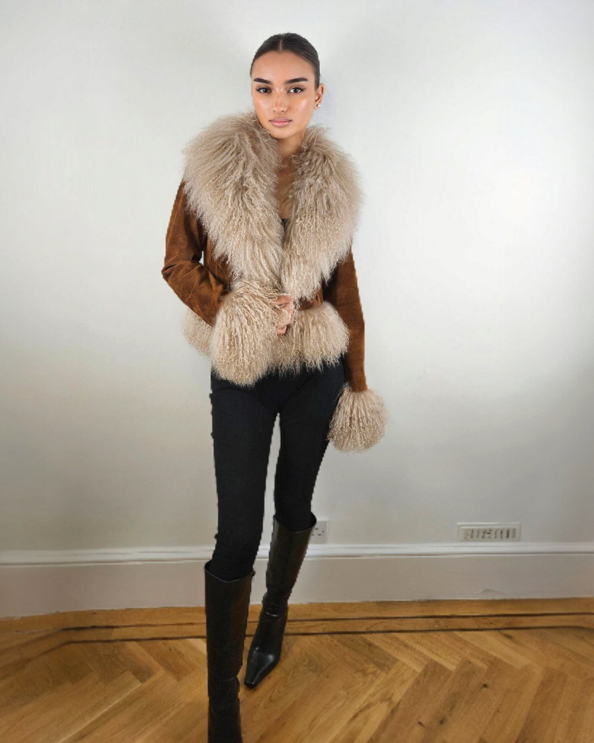 Cropped Shearling Jacket in Camel #Colour_Camel