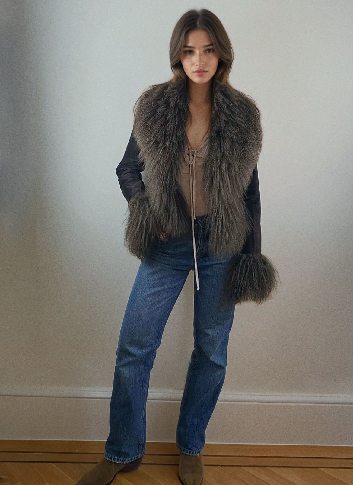 Cropped Shearling Jacket in Khaki #Colour_Khaki