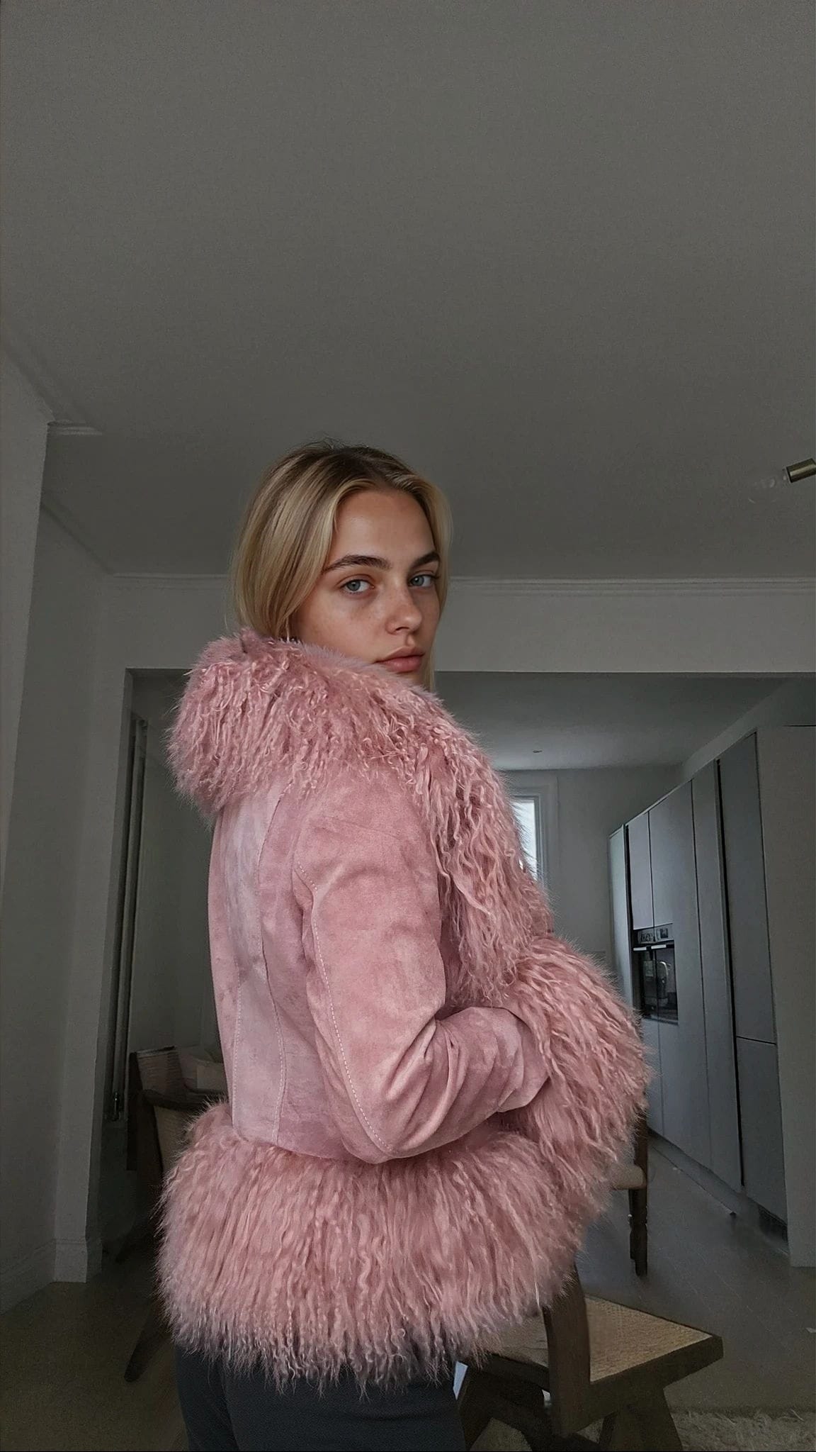 Cropped Shearling Jacket in Dusty Pink #Colour_Dusty Pink