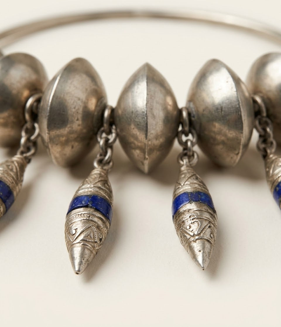 Lailuma Contemporary Necklace