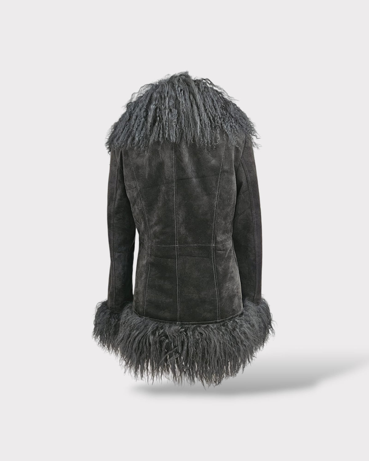 Cropped Shearling Jacket in Black #Colour_Black